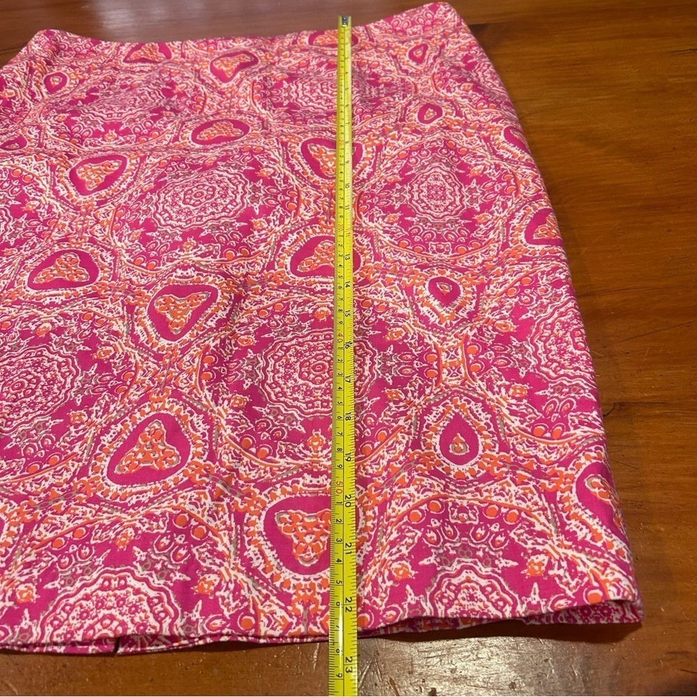 Lord & Taylor Pink Pencil Skirt Abstract Floral Lined Career Sz 8 Preppy Midi - Picture 5 of 9